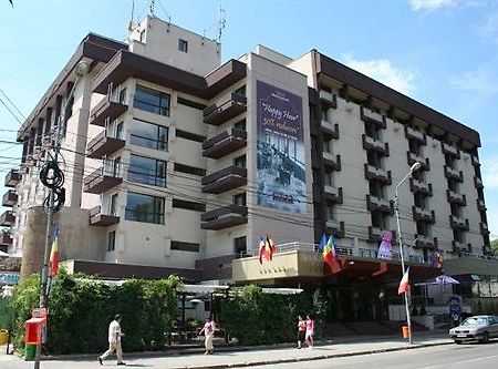 Hotel Rapsodia City Center Botosani Luaran gambar