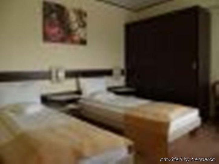 Hotel Rapsodia City Center Botosani Luaran gambar